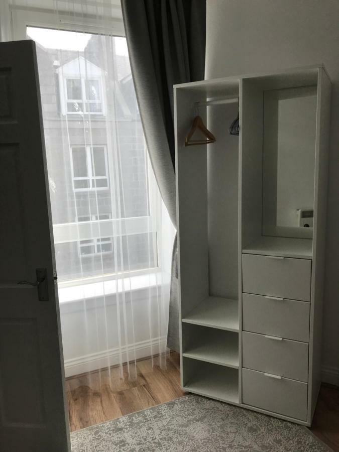 61 Urquhart Road Apartment *