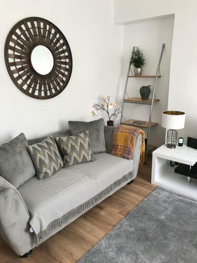 61 Urquhart Road *